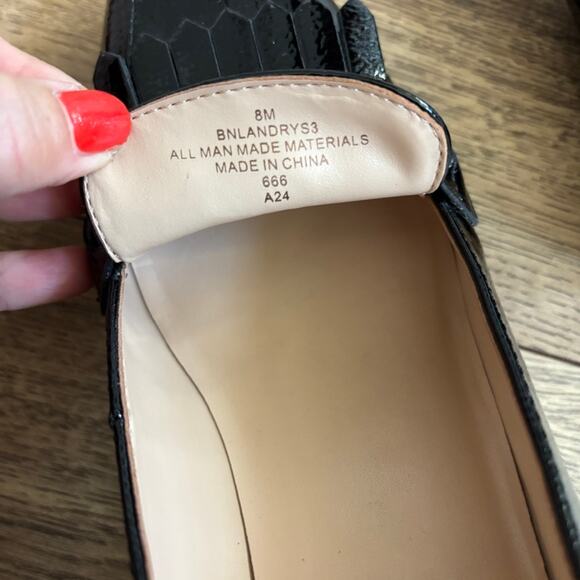 Bandolino Landry Heeled Mules Black w/ Gold Horsebit Women’s 8 — Preppy Minimal - Picture 7 of 8